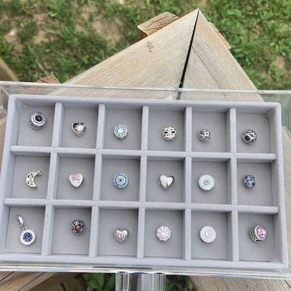 925 Sterling Silver Blue Flower Charm - Picture 6 of 6